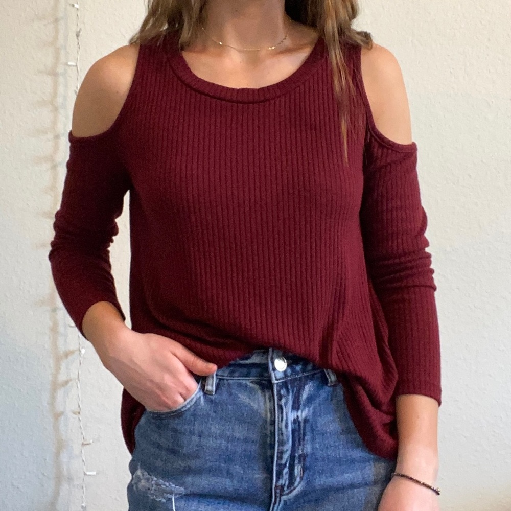 Women’s Maroon Cold Shoulder Sweater